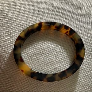 🔥HP🔥Salvatore Ferragamo Vintage Lucite Tortoise Bracelet + Gifts